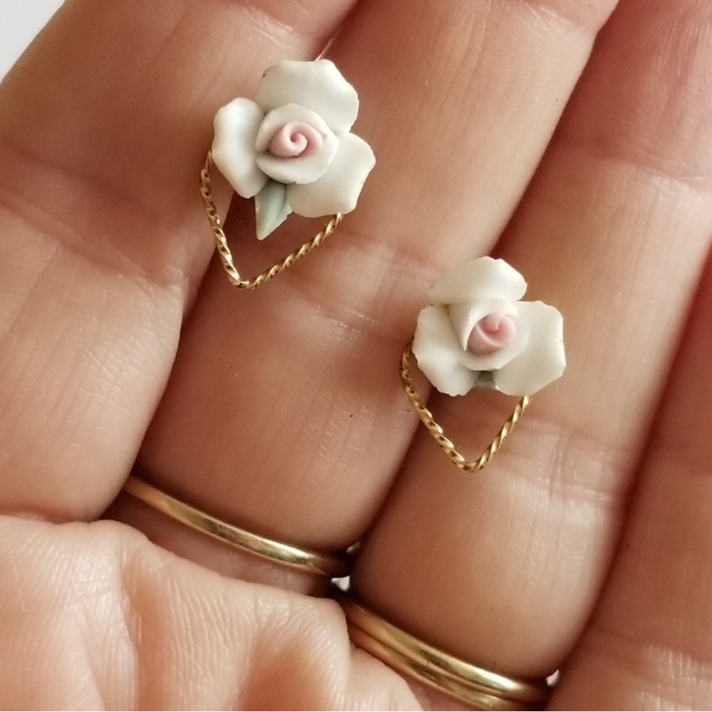 Vintage earrings pink rose stud gold fill dainty